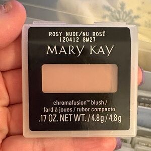 Mary Kay Rosy Nude ChromaFusion Blush